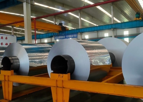 شراء 6061-0 5182 8011 ورق رقائق الألومنيوم للأغذية 11 12 30 35 38 ميكرون لفة جامبو online manufacture