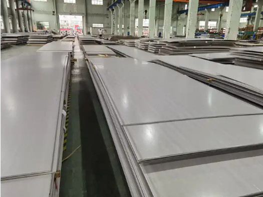 AISI ASTM Ss 304 201 316L الصفائح المعدنية المقاومة الباردة / الساخنة المقاومة بالفولاذ المقاوم للصدأ
