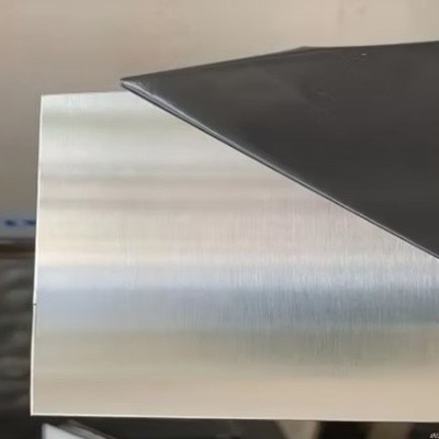 ASTM / GB 201 الصلب المقاوم للصدأ صفيحة مثقوبة 0.3mm - 6.0mm سطح مشرق مطاط بارد